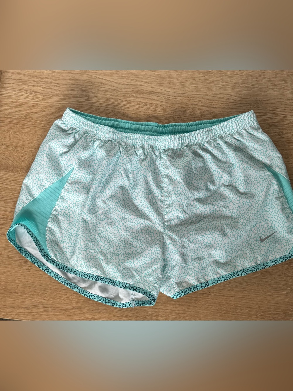 Nike Light Teal Patterned Running Shorts Sz Medium